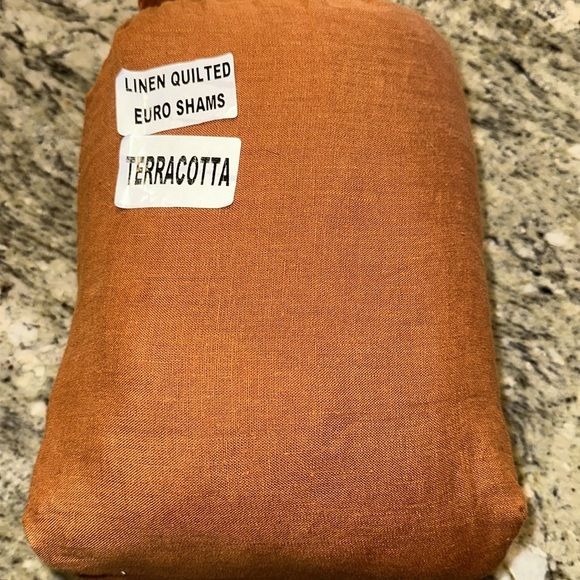 NWOT QUINCE Belgian European Linen Quilted Euro Sham Terracotta OEKO-TEX (Q6/Q7) - Picture 6 of 7